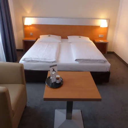 Ghotel & Living Muenchen-nymphenburg Hotel