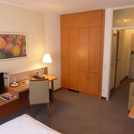 Ghotel & Living Muenchen-nymphenburg Hotel