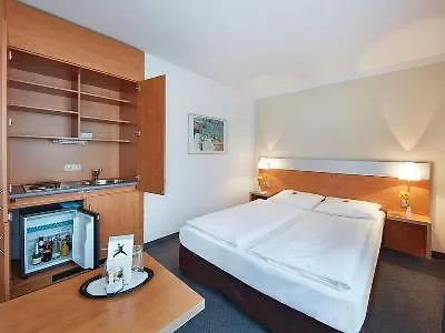 Отель Ghotel & Living Muenchen-nymphenburg