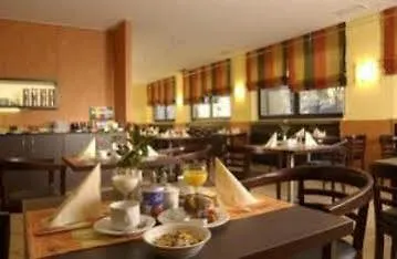 慕尼黑宁芬堡宫ghotel酒店及住宿 酒店 3*