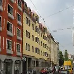 Ghotel & Living Muenchen-nymphenburg 3*