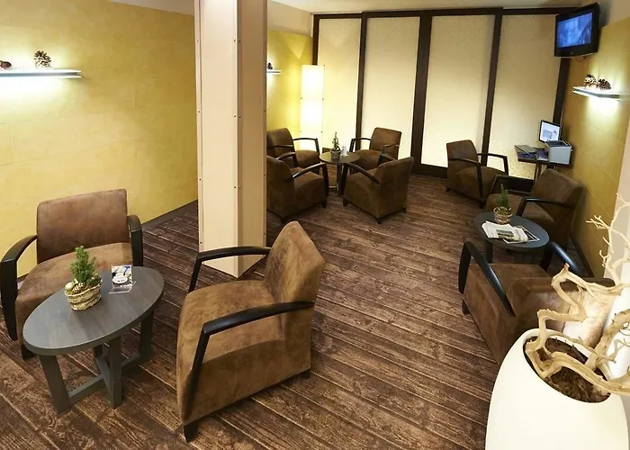 Hotel Ghotel & Living Muenchen-nymphenburg 3*